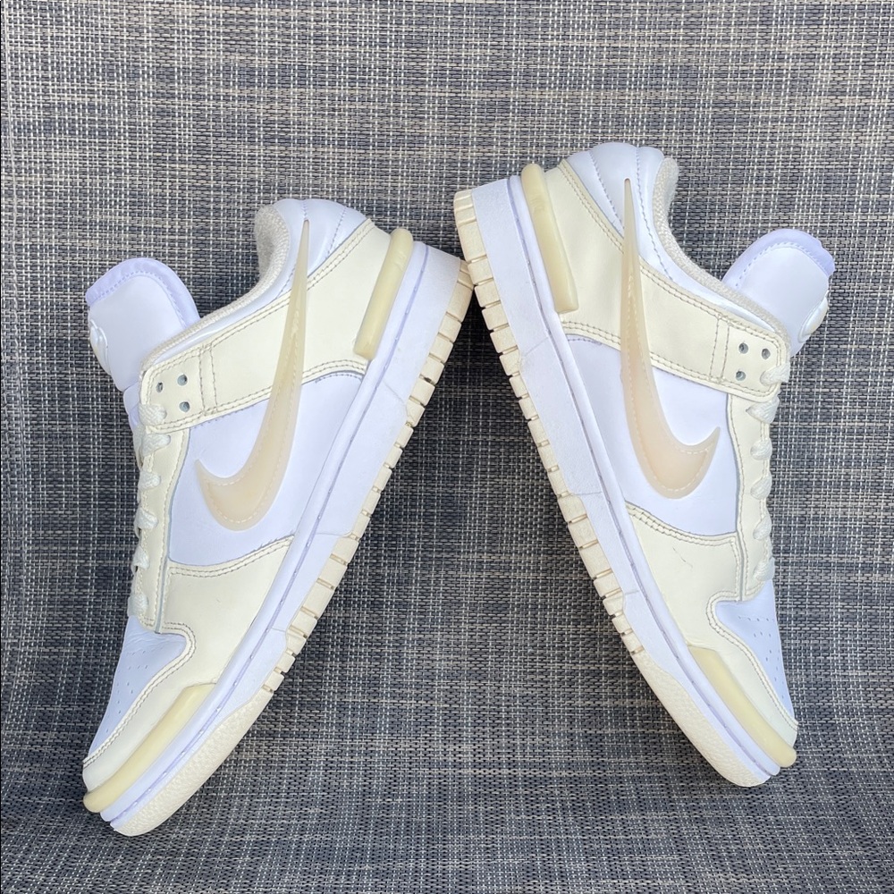 Nike Women's Dunk Low Twist 'Coconut Milk/White/Guava Ice' Sneakers Shoes sz 7.5 - Picture 9 of 12